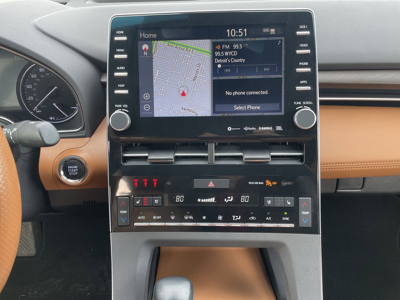 Thumbnail: 2022 Toyota Avalon - 13