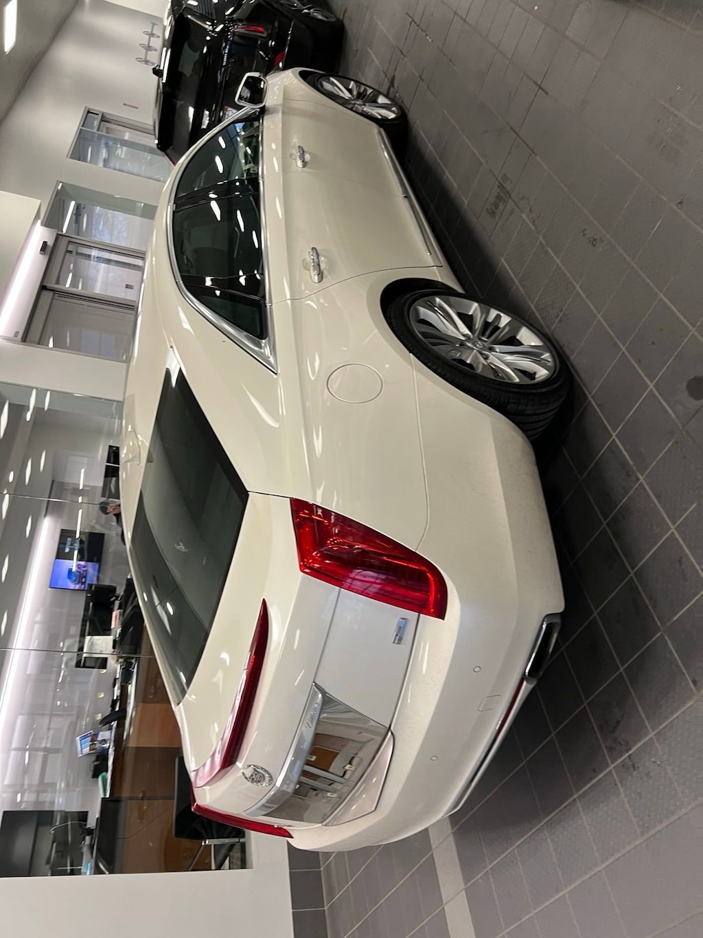 Used 2015 CADILLAC XTS Platinum Car