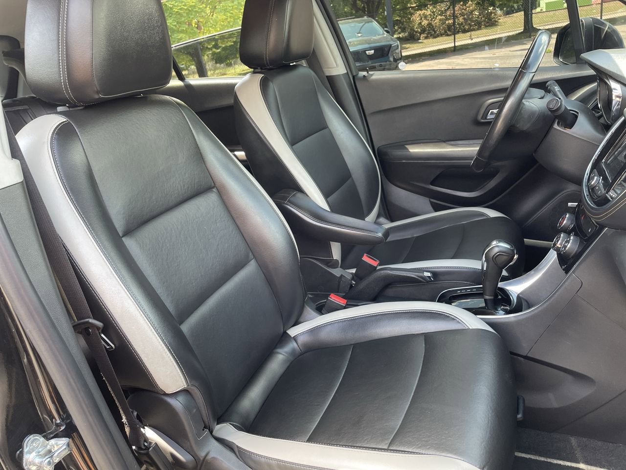 Thumbnail: 2019 Chevrolet Trax - 14