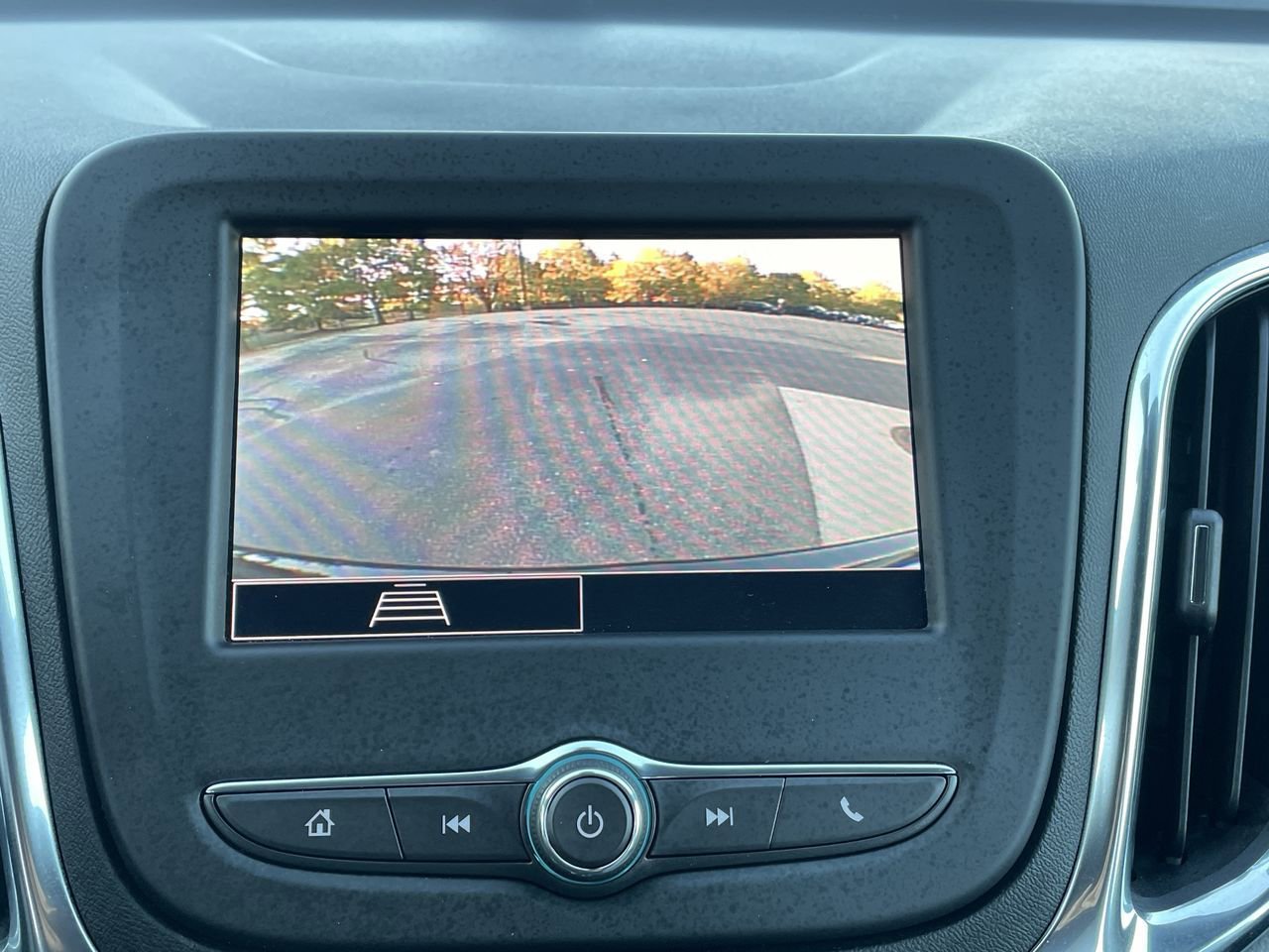 Thumbnail: 2023 Chevrolet Equinox - 23