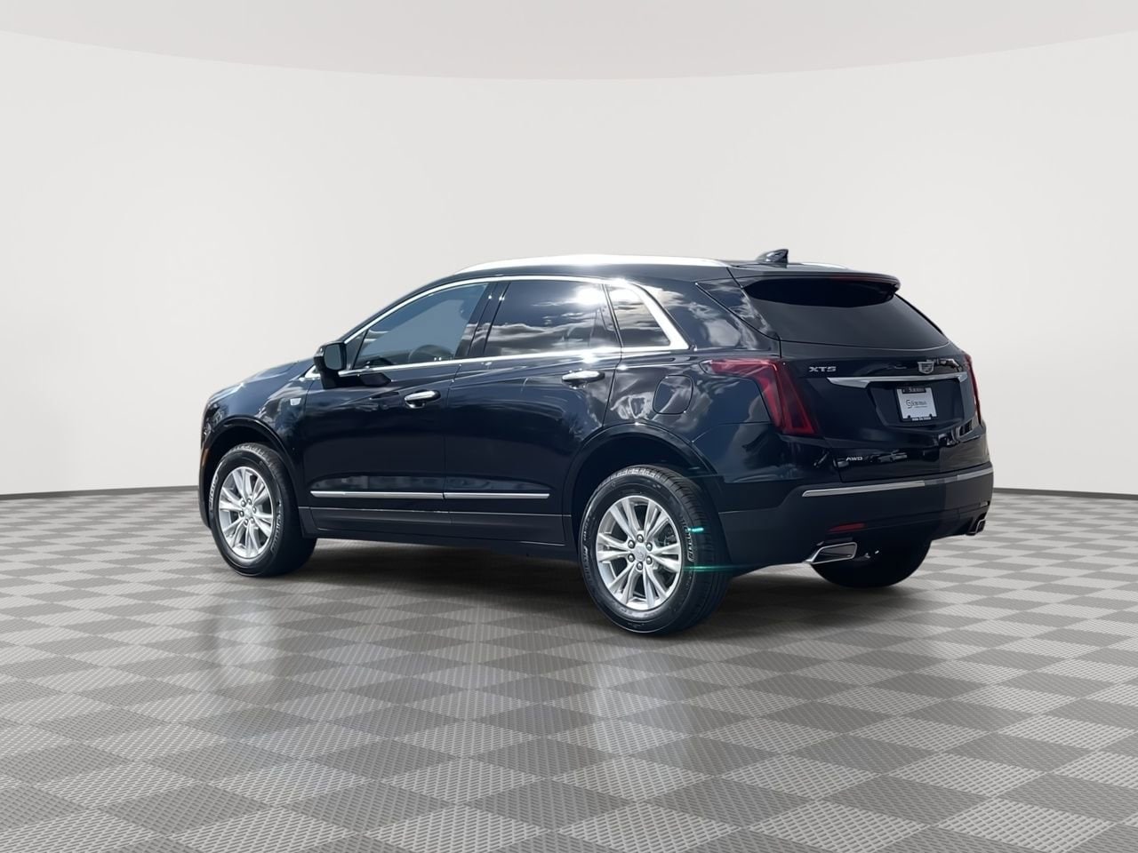 Thumbnail: 2023 Cadillac XT5 - 6