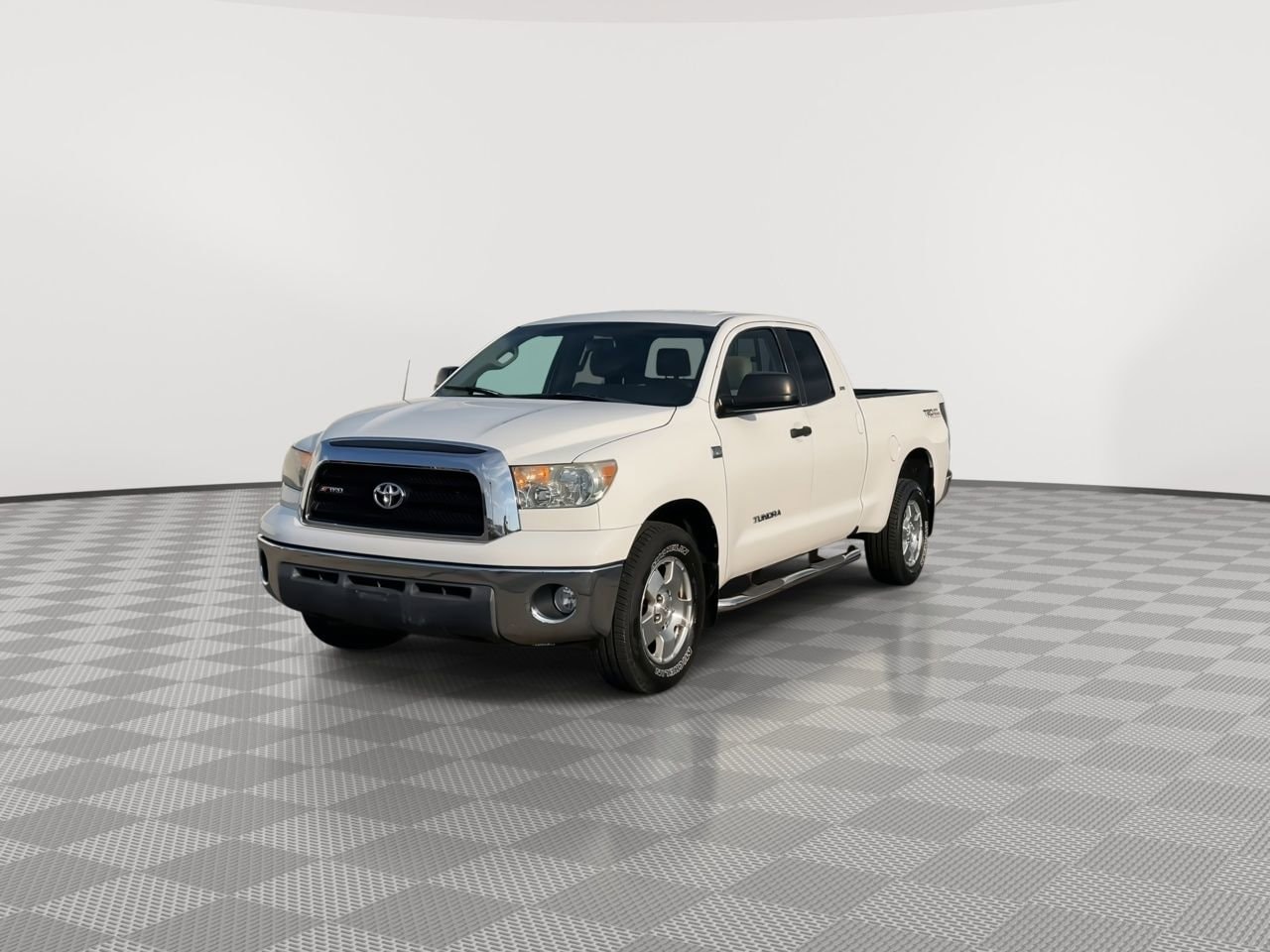 Thumbnail: 2008 Toyota Tundra - 4
