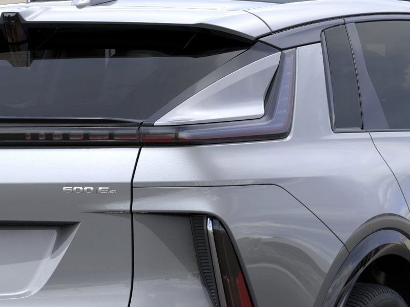 2025 Cadillac Lyriq Sport 1 11