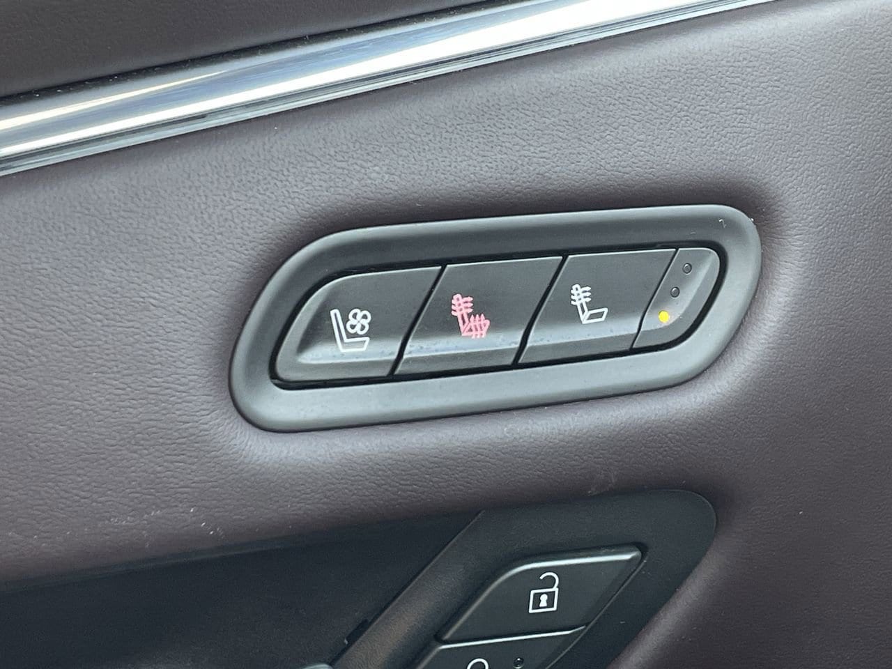 Thumbnail: 2024 Cadillac Escalade - 26