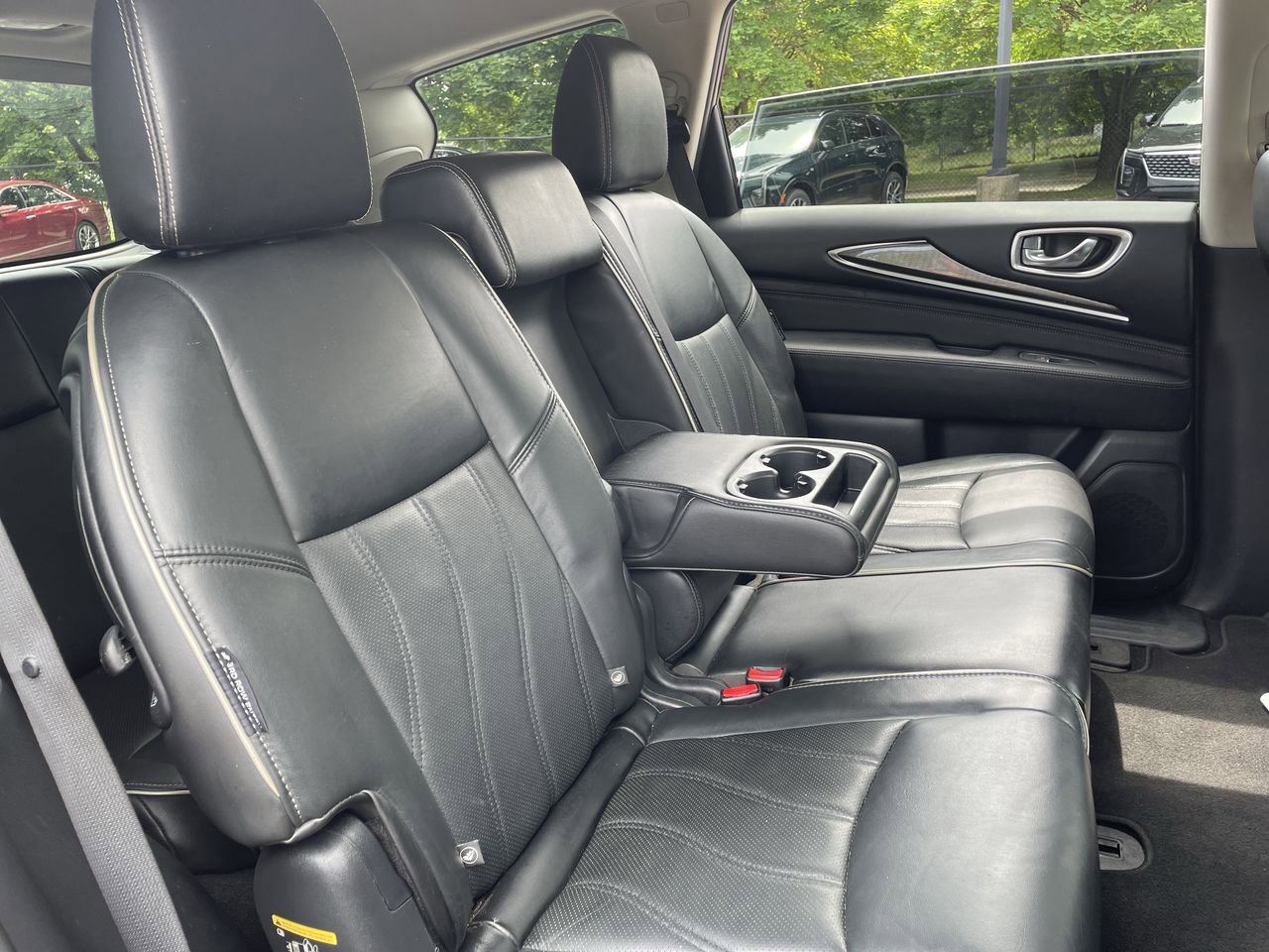 Thumbnail: 2018 INFINITI QX60 - 15