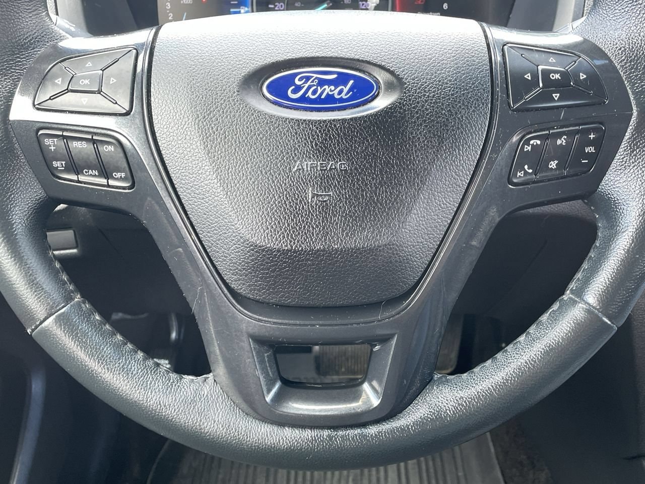 Thumbnail: 2018 Ford Explorer - 10
