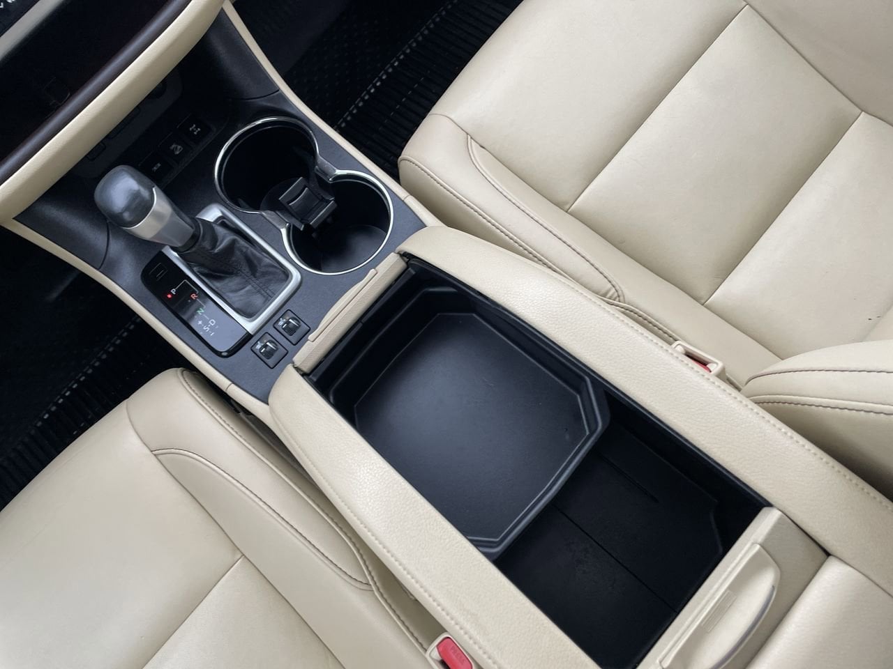 Thumbnail: 2019 Toyota Highlander - 26