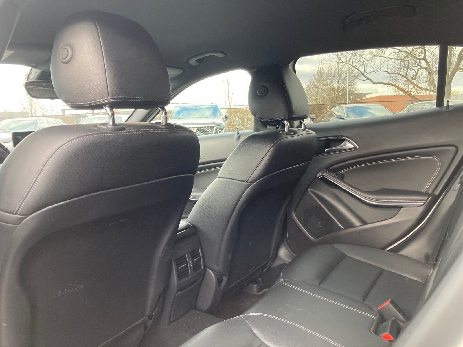 Thumbnail: 2020 Mercedes-Benz GLA - 3