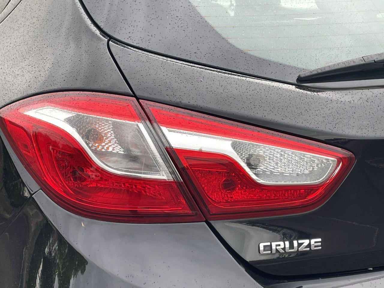 Thumbnail: 2019 Chevrolet Cruze - 35