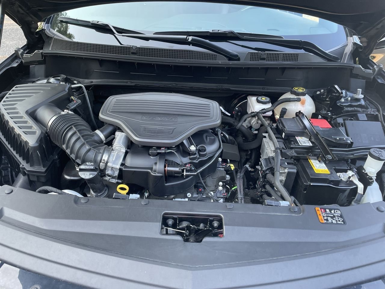 Thumbnail: 2023 Cadillac XT6 - 38