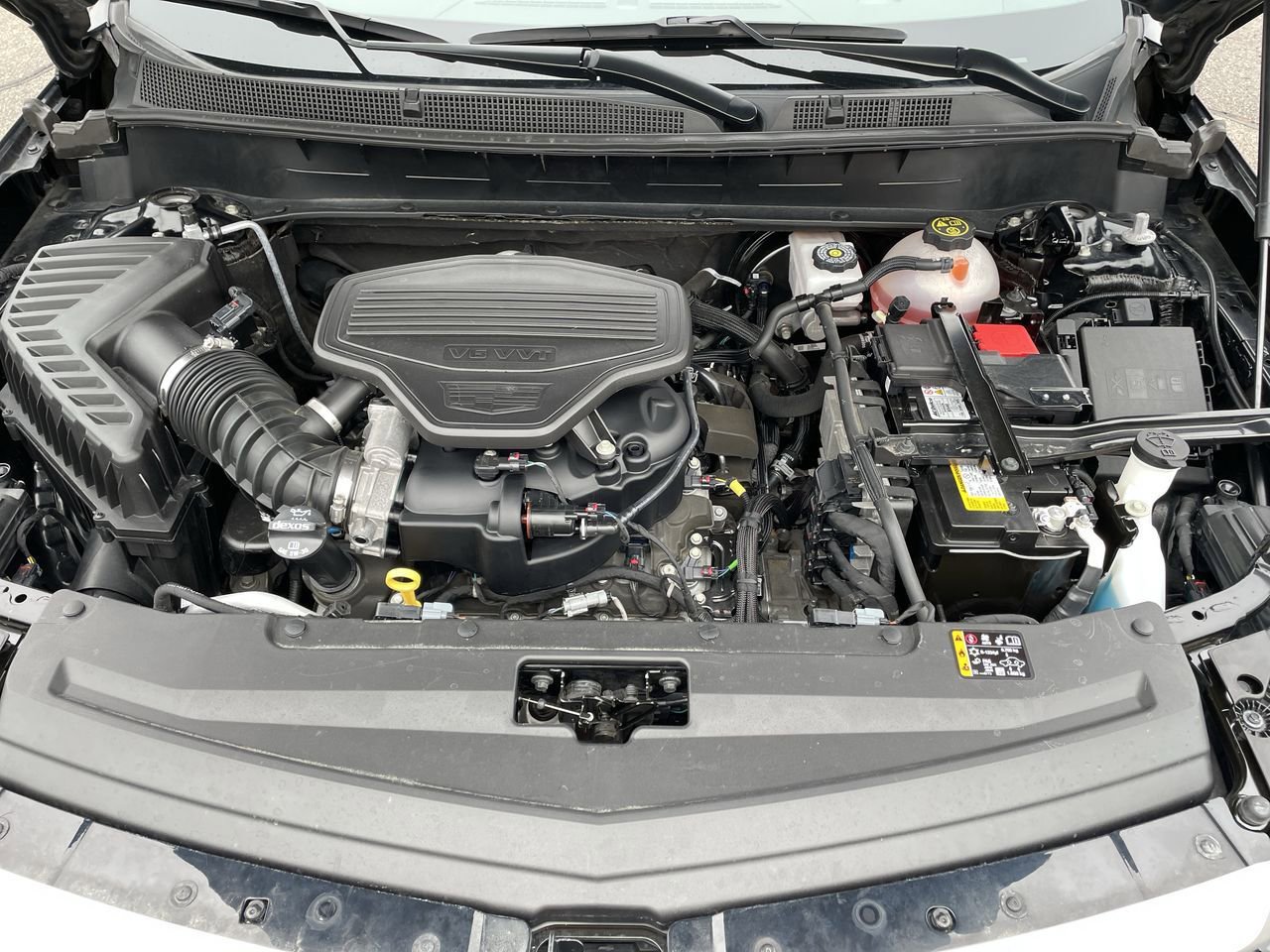 Thumbnail: 2023 Cadillac XT6 - 38