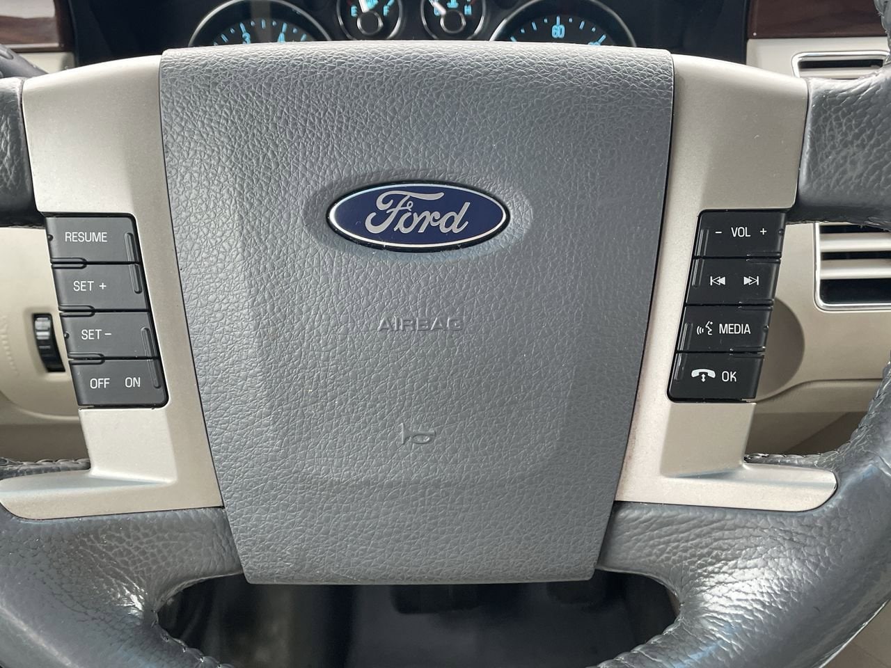 Thumbnail: 2009 Ford Flex - 10