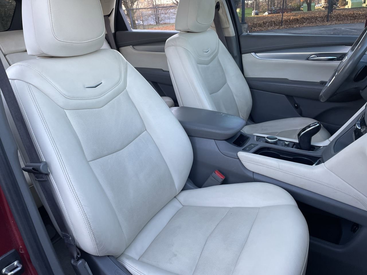 Thumbnail: 2020 Cadillac XT5 - 14