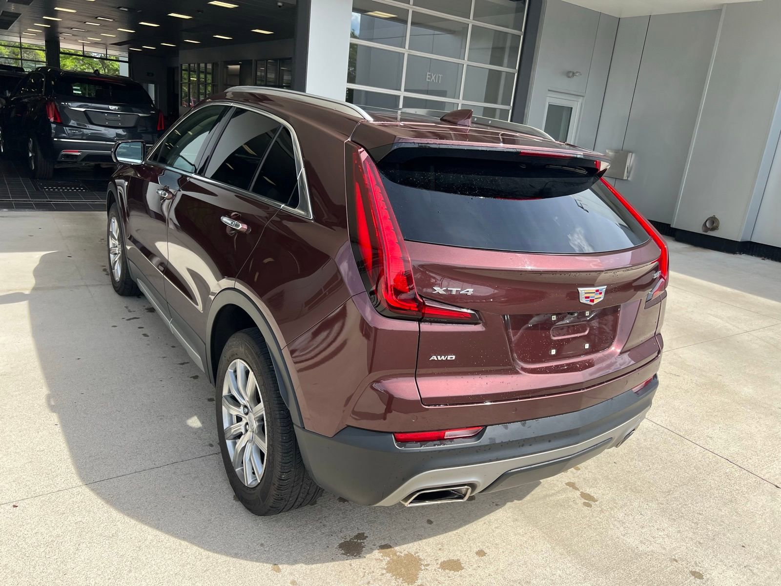 Thumbnail: 2023 Cadillac XT4 - 2