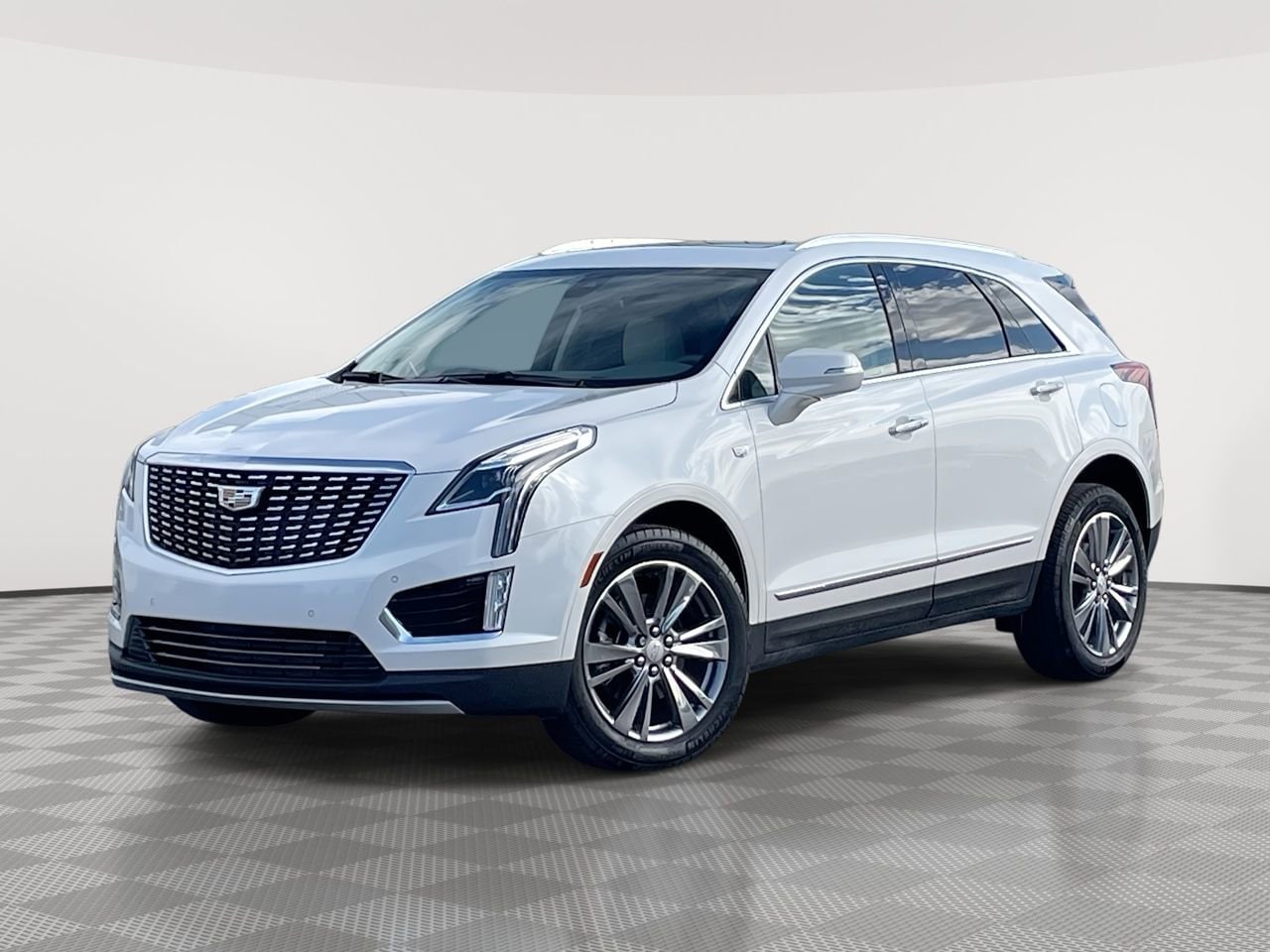 Thumbnail: 2025 Cadillac XT5 - 1