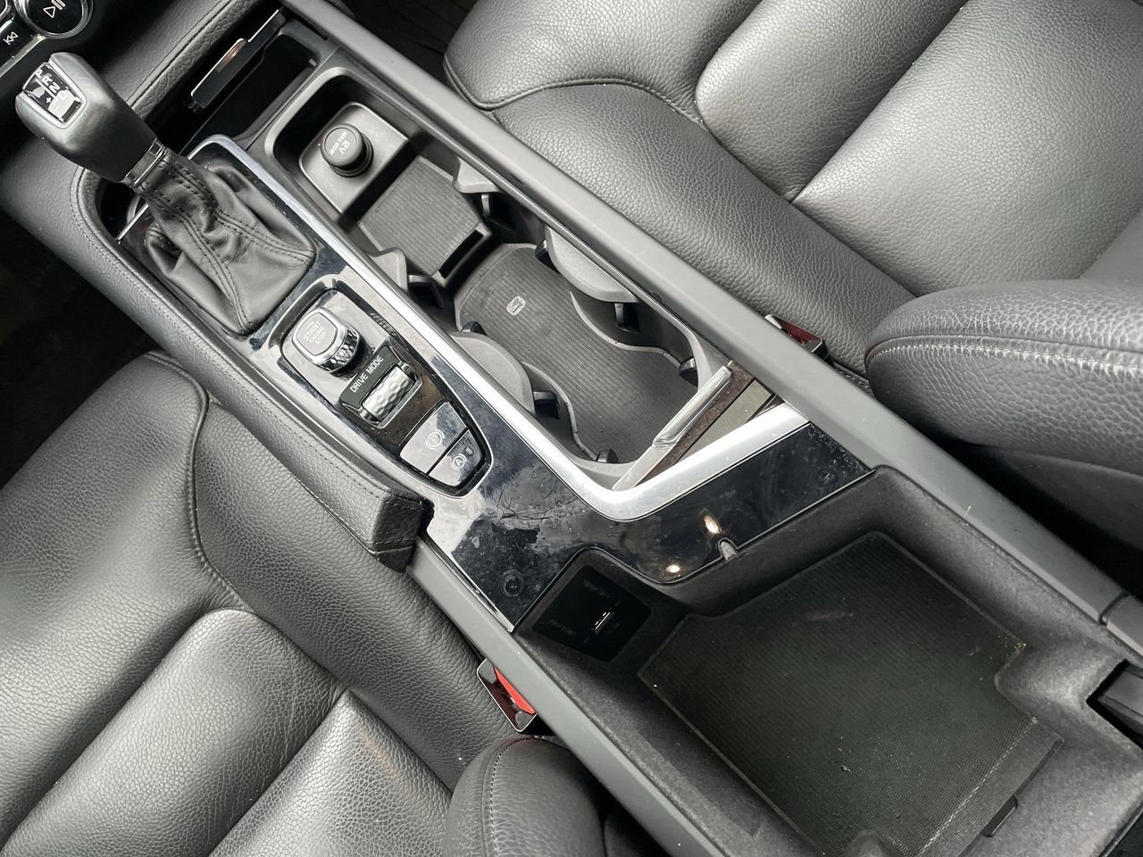 Thumbnail: 2018 Volvo S90 - 25