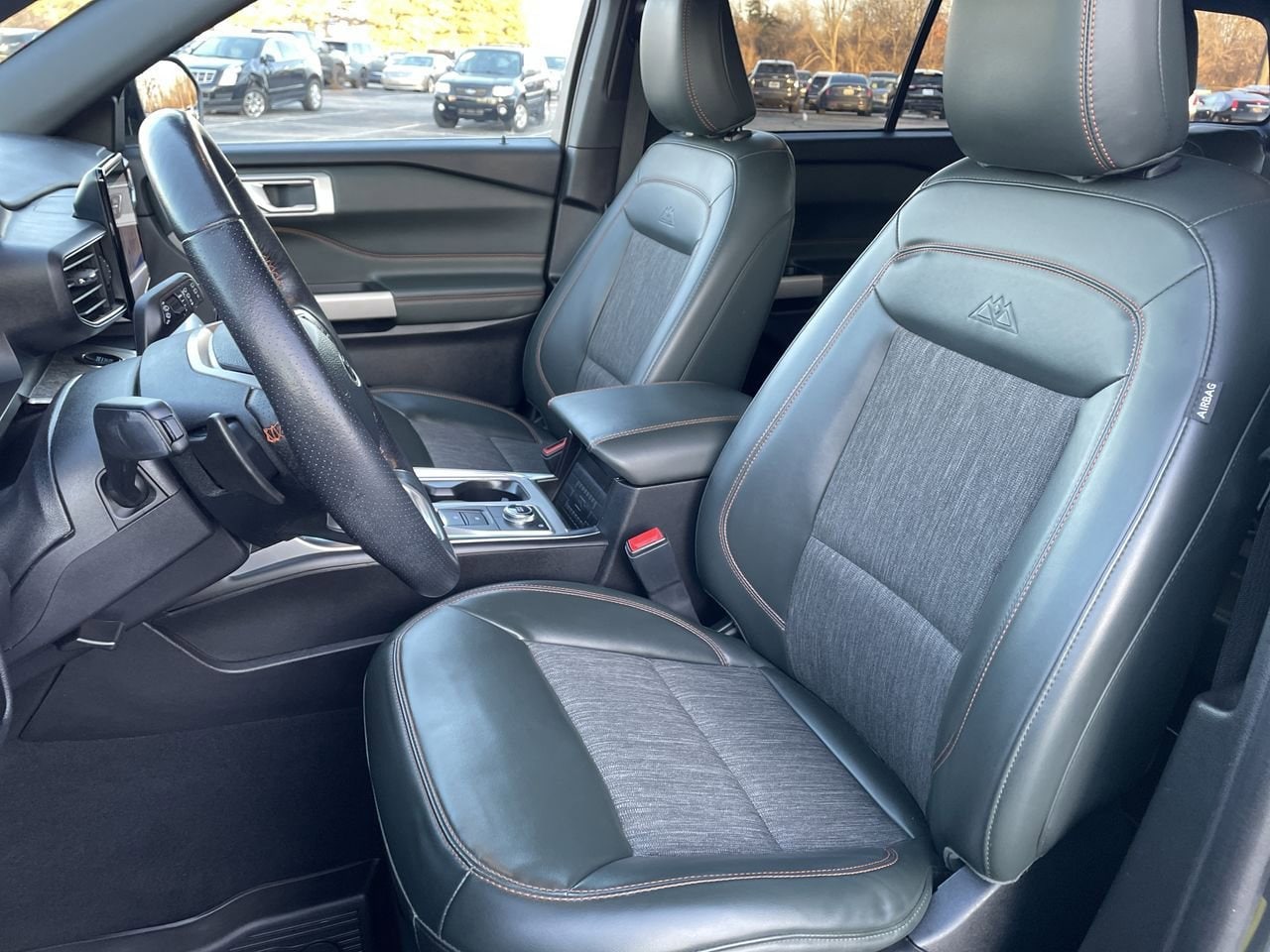 Thumbnail: 2022 Ford Explorer - 12