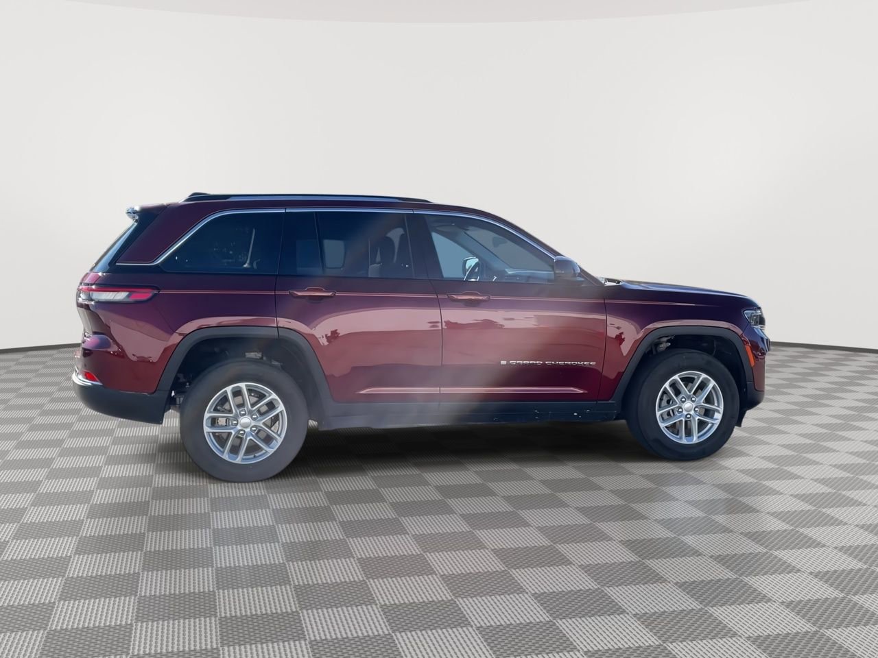 Thumbnail: 2024 Jeep Grand Cherokee - 9