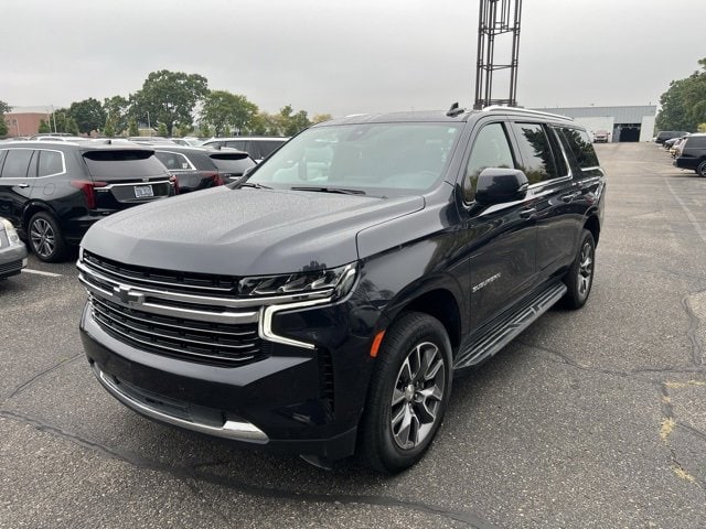 2022 Chevrolet Suburban LT -
                Plymouth, MI