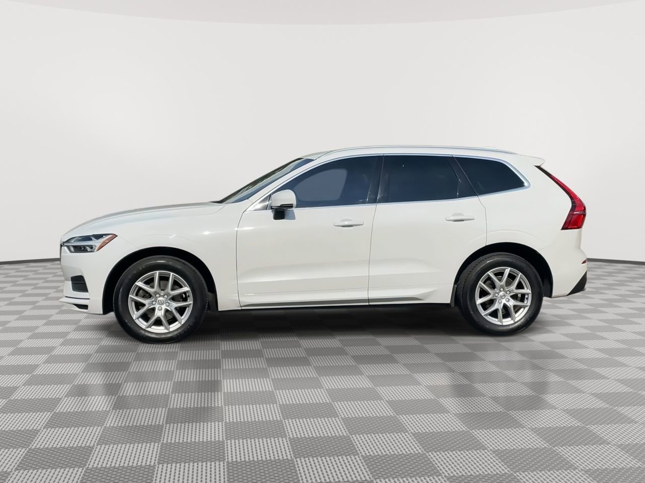 Thumbnail: 2020 Volvo XC60 - 5