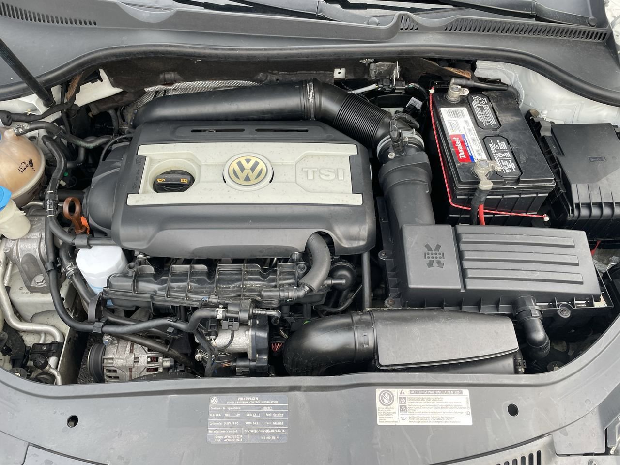 Thumbnail: 2010 Volkswagen Eos - 30