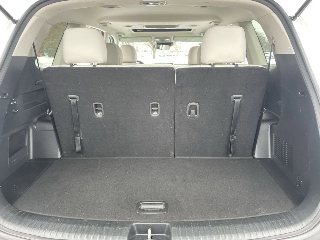 Thumbnail: 2021 Kia Telluride - 17