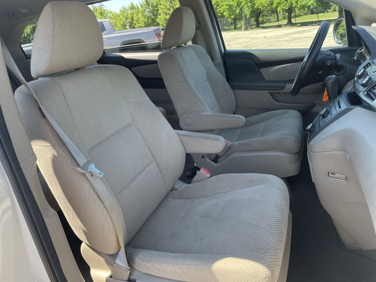 Thumbnail: 2016 Honda Odyssey - 14