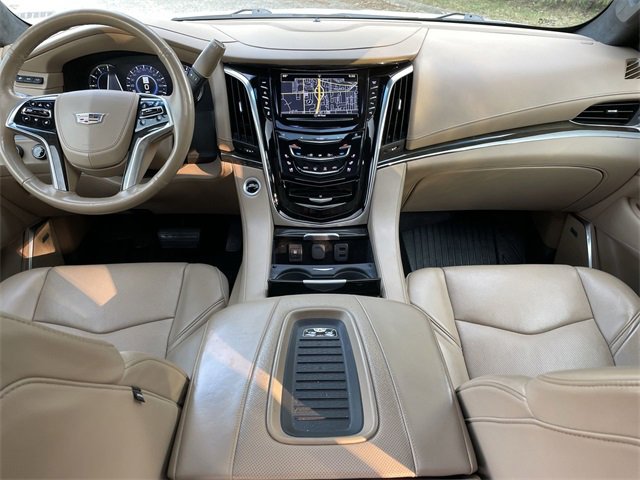 2019 Cadillac Escalade ESV Platinum 28