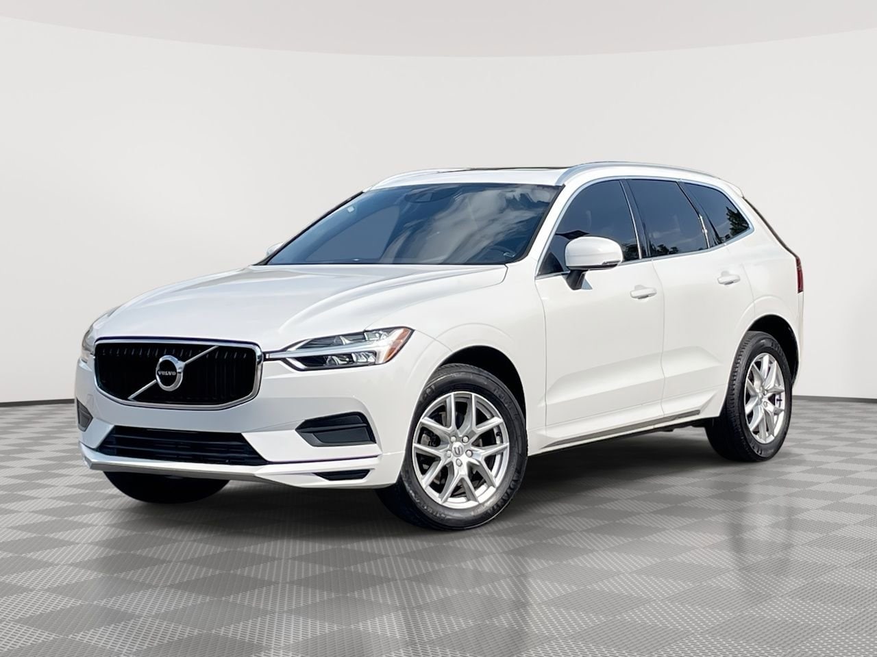 Thumbnail: 2020 Volvo XC60 - 1