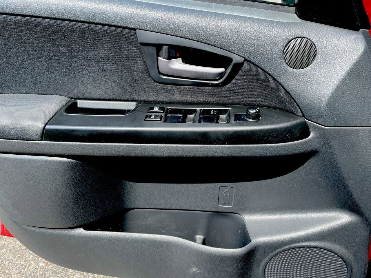 Thumbnail: 2013 Suzuki SX4 - 26