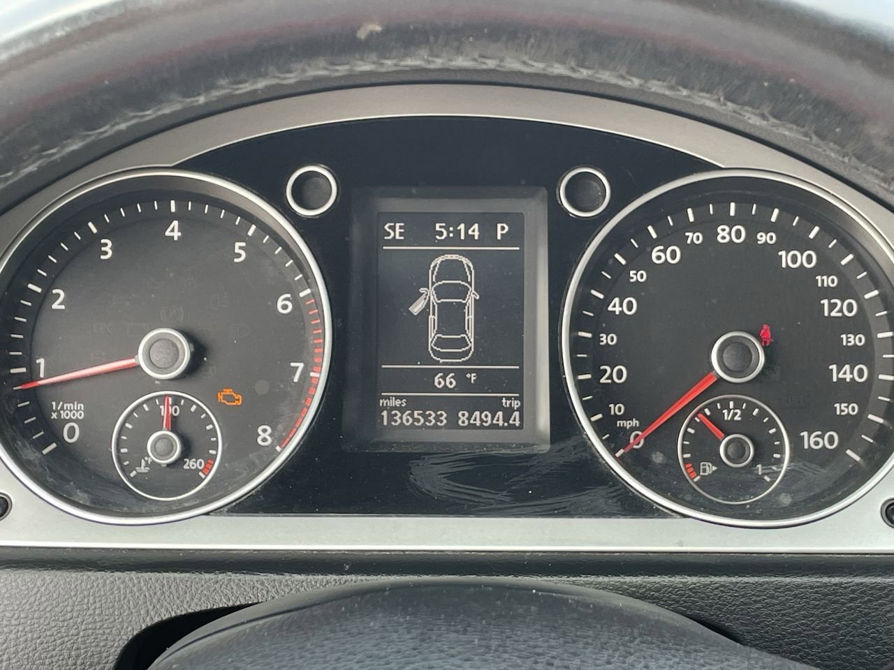 Thumbnail: 2010 Volkswagen Passat - 25