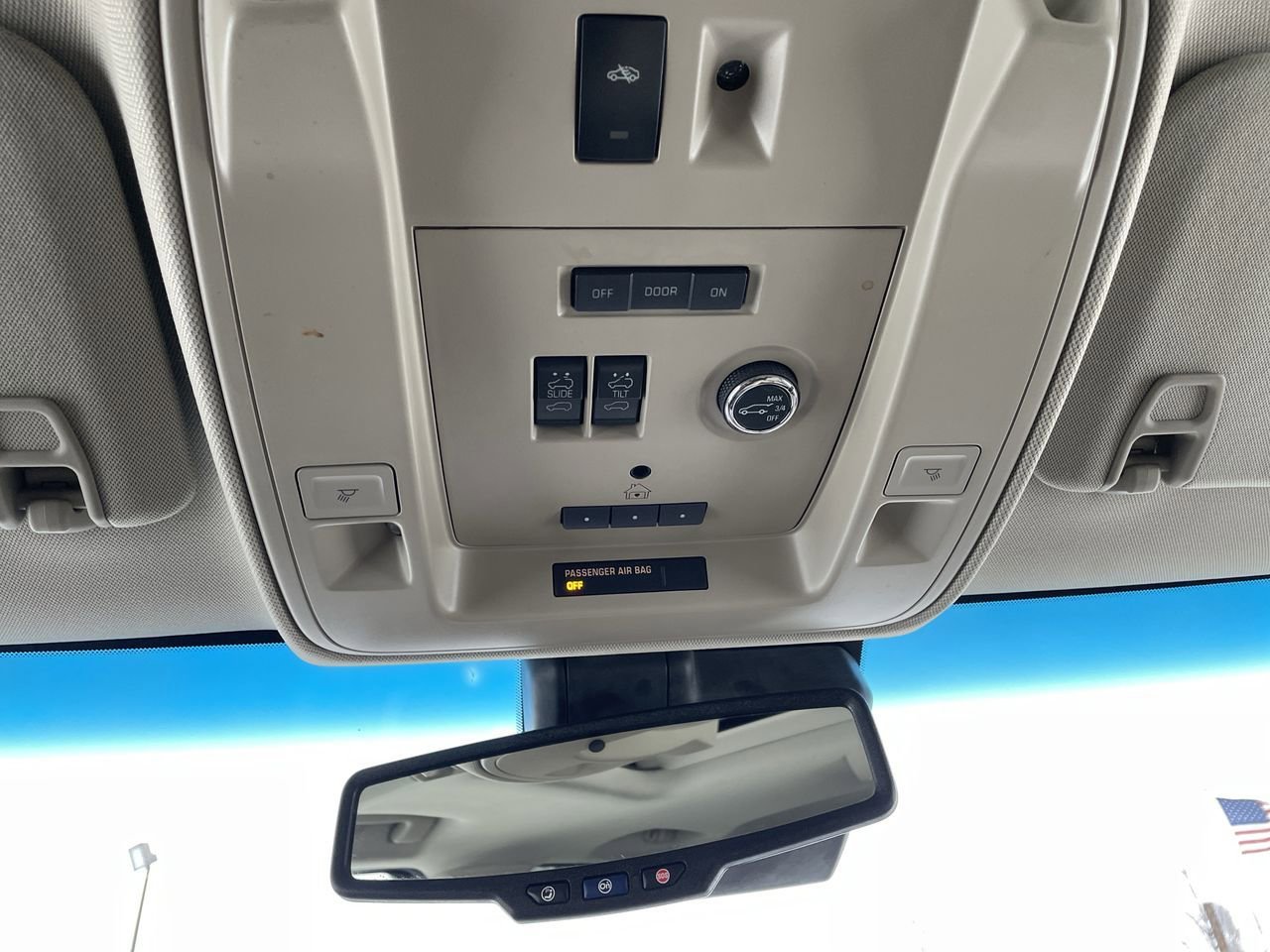 Thumbnail: 2016 GMC Yukon - 36