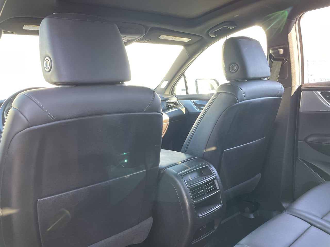 Thumbnail: 2023 Cadillac XT5 - 20