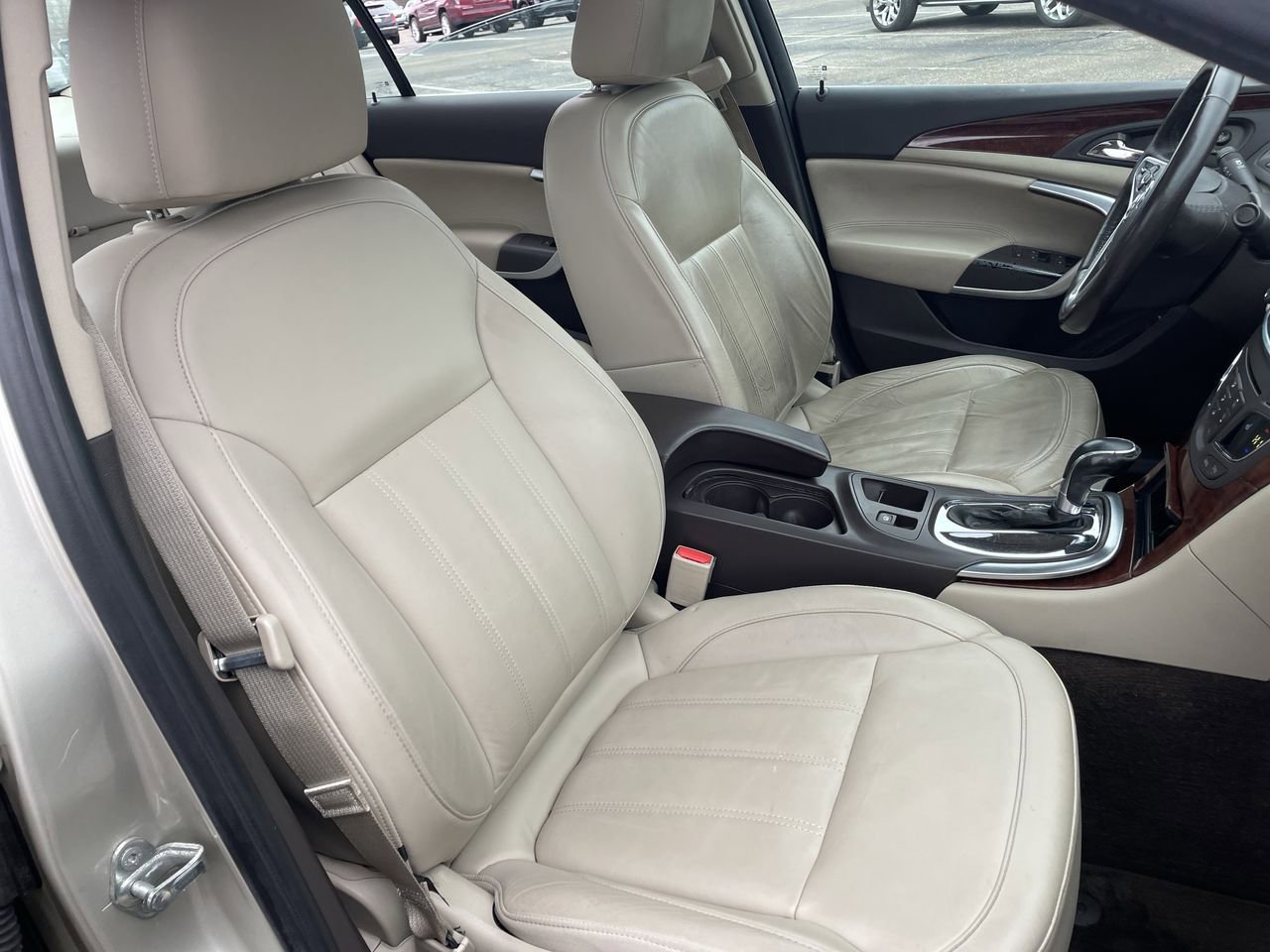 Thumbnail: 2014 Buick Regal - 14