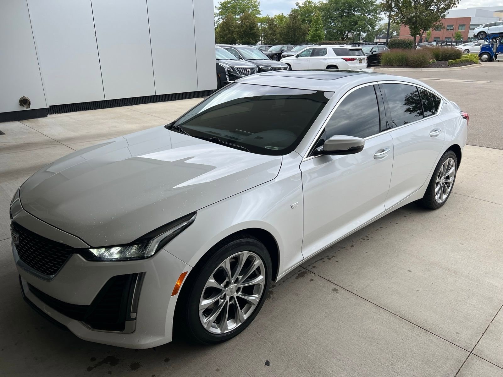 Thumbnail: 2021 Cadillac CT5 - 1