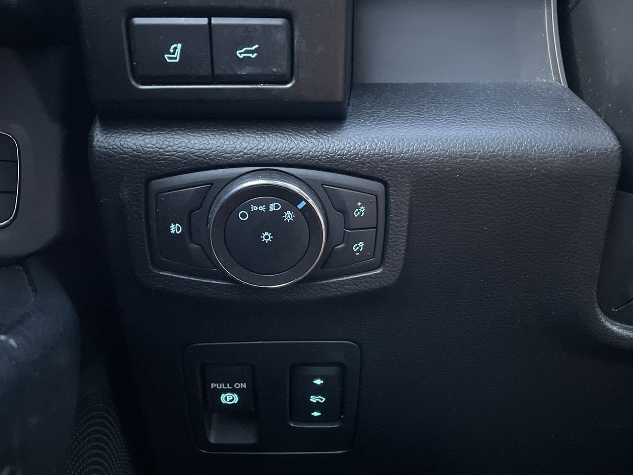 Thumbnail: 2019 Ford Expedition - 33