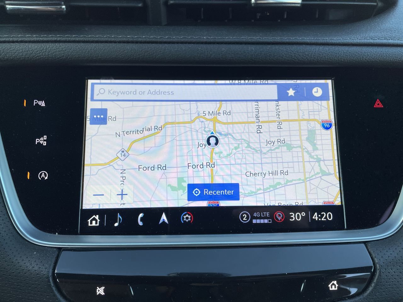 Thumbnail: 2023 Cadillac XT5 - 23