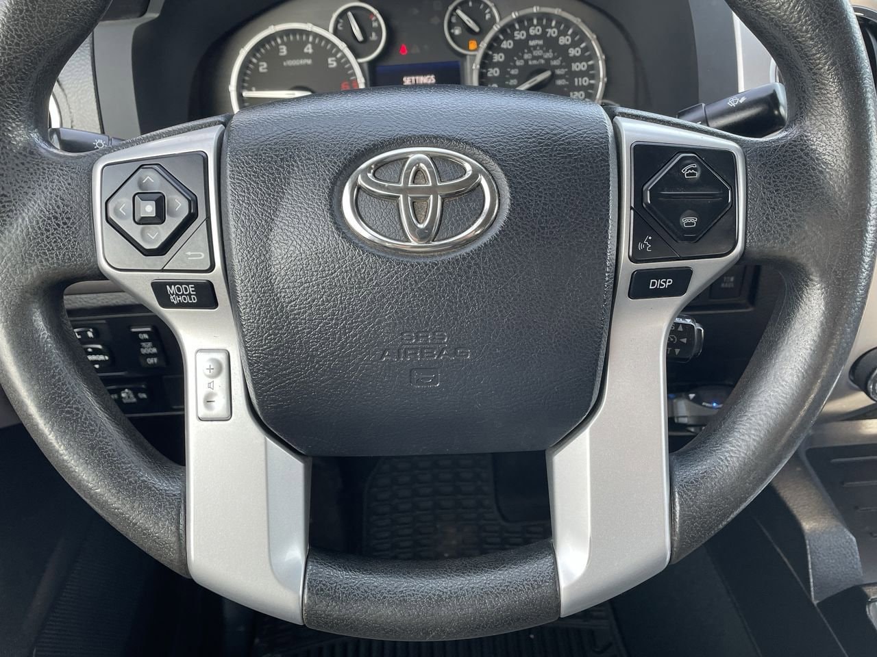 Thumbnail: 2015 Toyota Tundra - 10