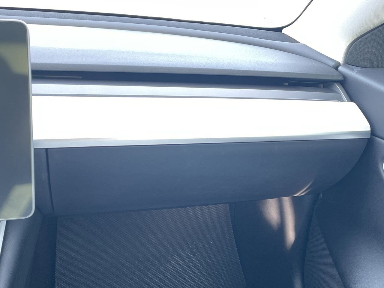 Thumbnail: 2020 Tesla Model 3 - 16