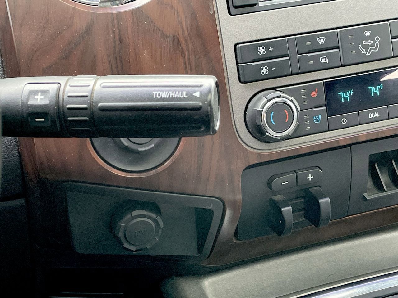 Thumbnail: 2011 Ford Econoline - 27