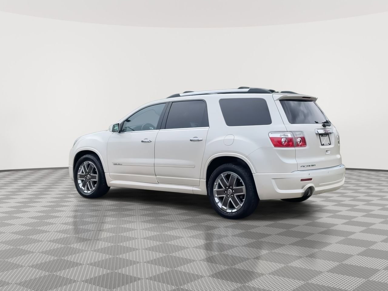 Thumbnail: 2012 GMC Acadia - 6
