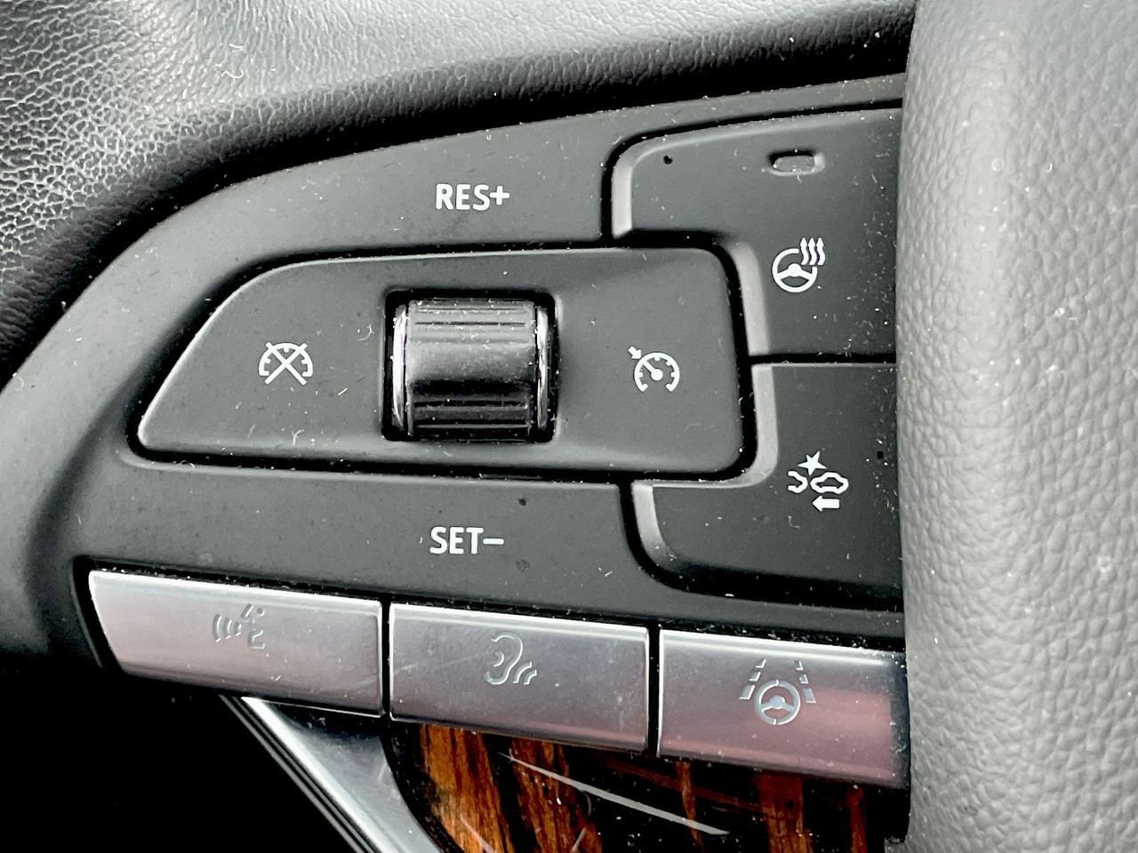 Thumbnail: 2023 Cadillac Escalade - 26