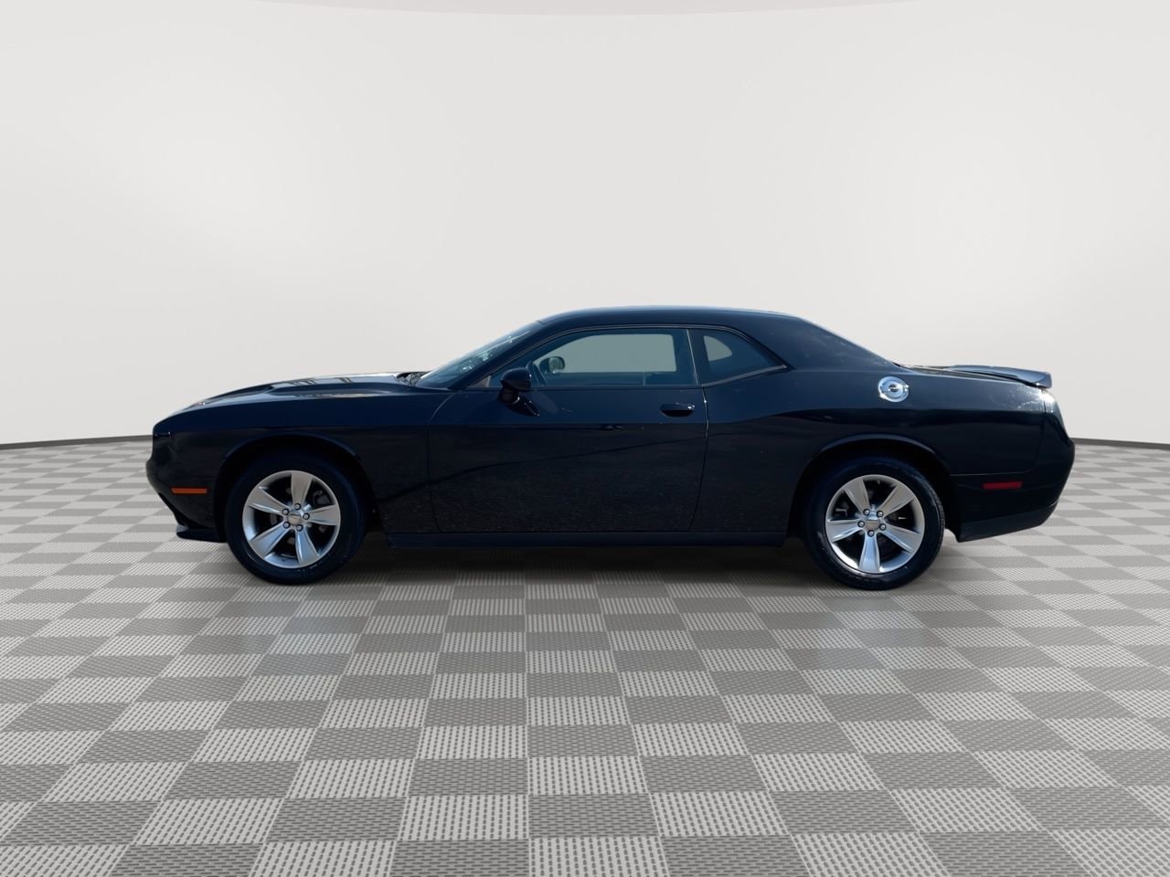 Thumbnail: 2022 Dodge Challenger - 5