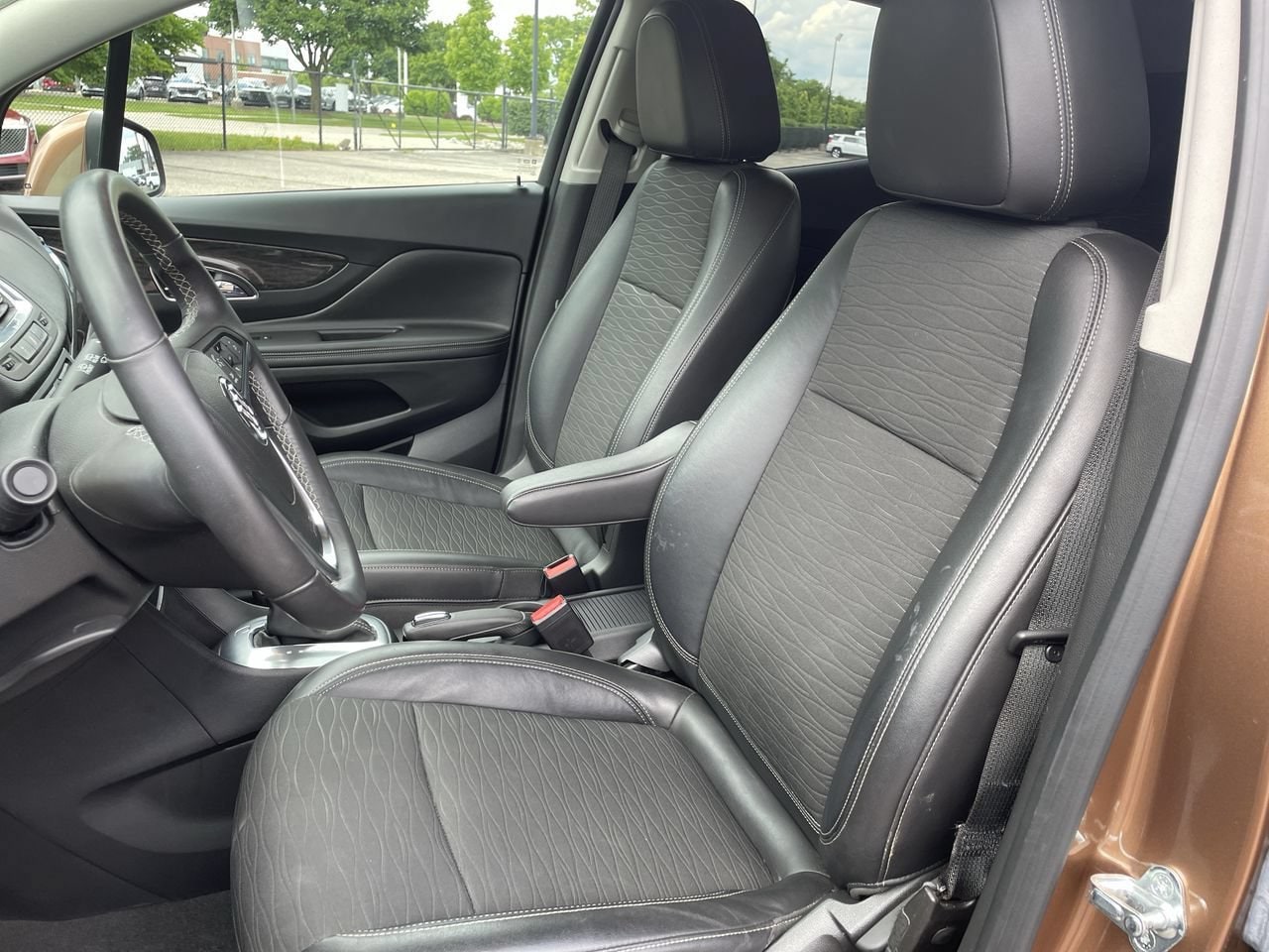 Thumbnail: 2016 Buick Encore - 20