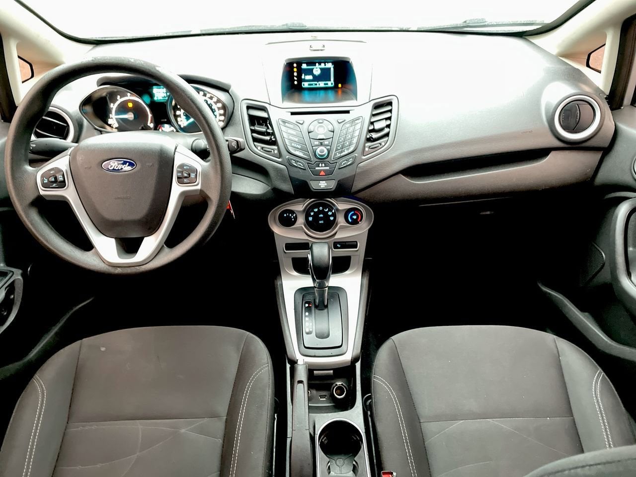 Thumbnail: 2017 Ford Fiesta - 20