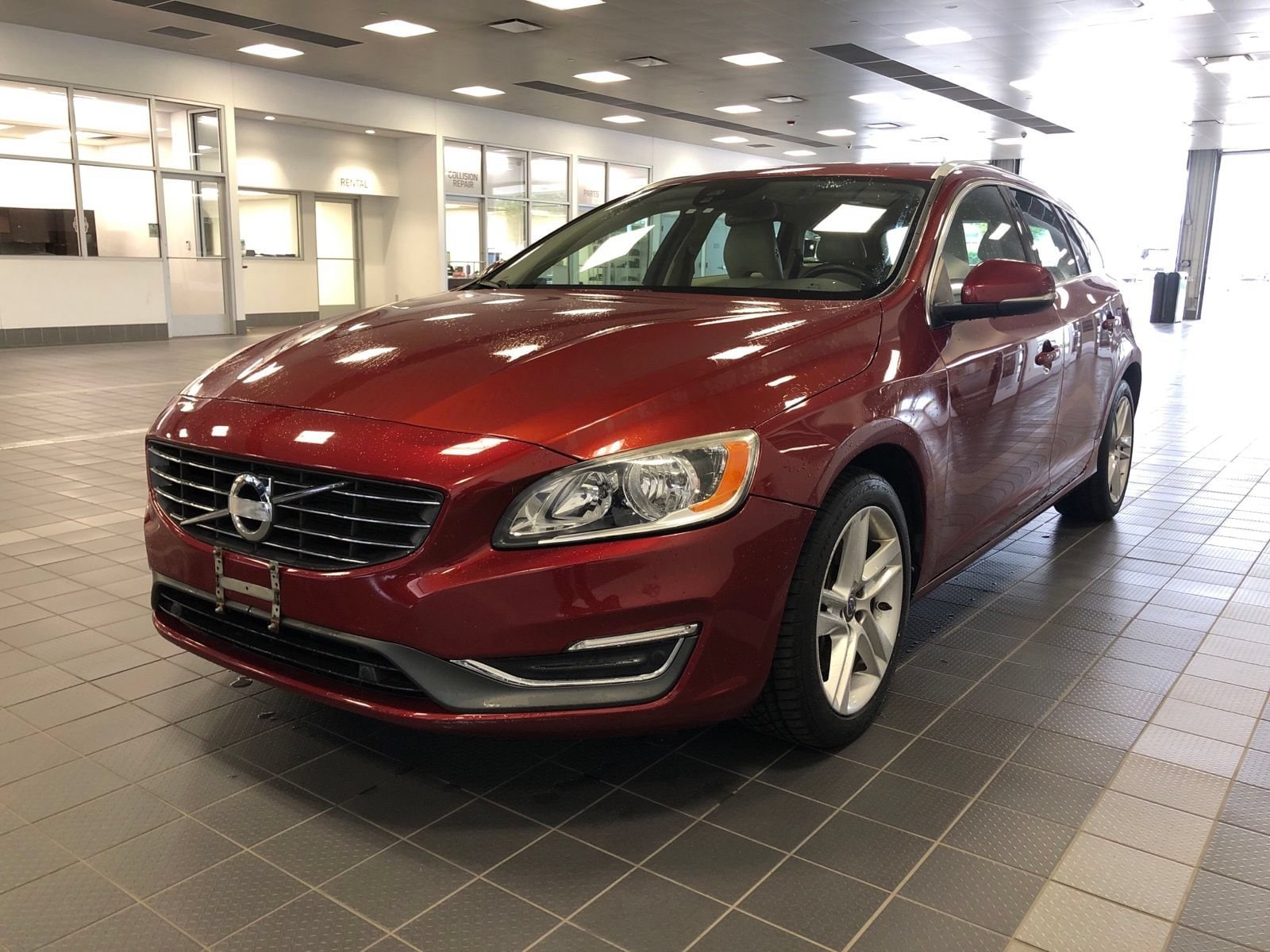 2015 Volvo V60 T5 -
                  Plymouth, MI
