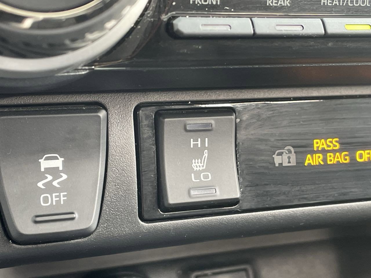 Thumbnail: 2023 Toyota RAV4 - 23