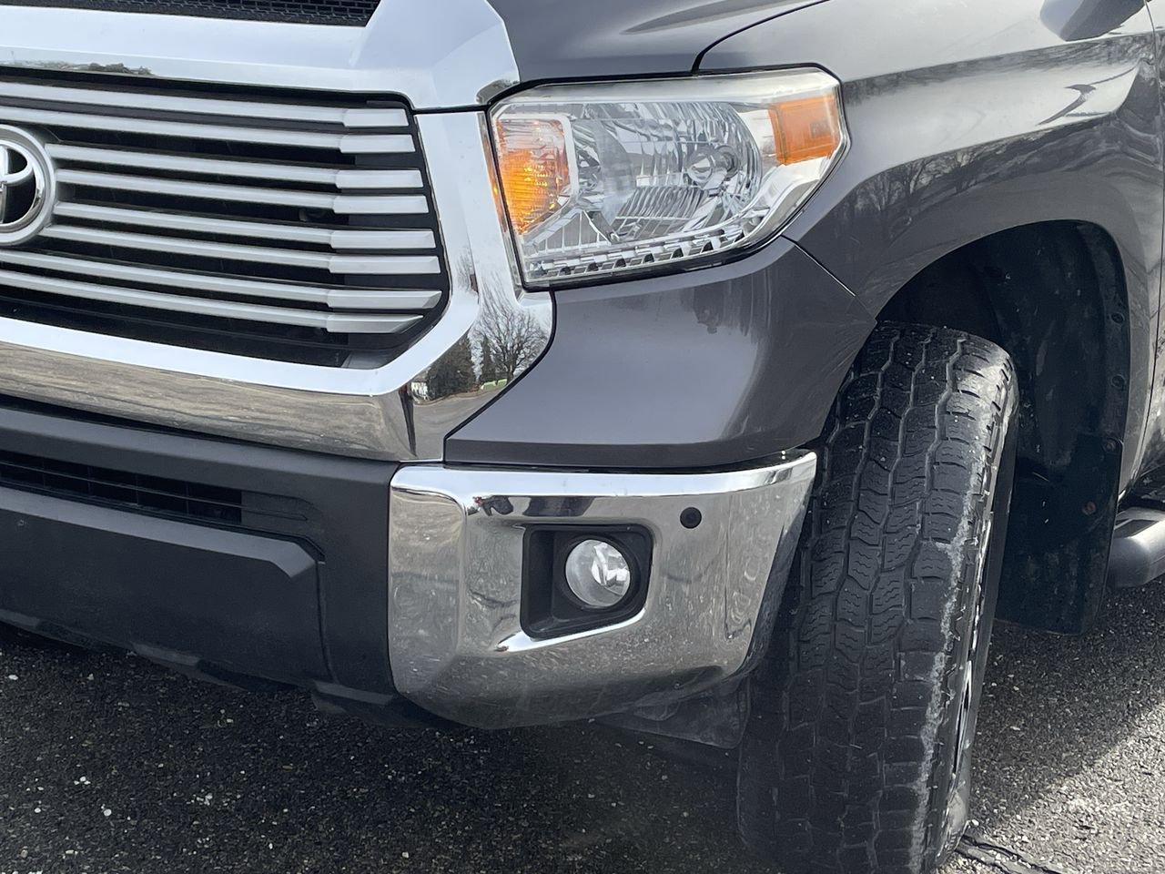 Thumbnail: 2017 Toyota Tundra - 37