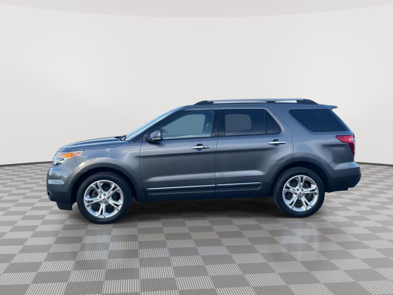 Thumbnail: 2012 Ford Explorer - 5