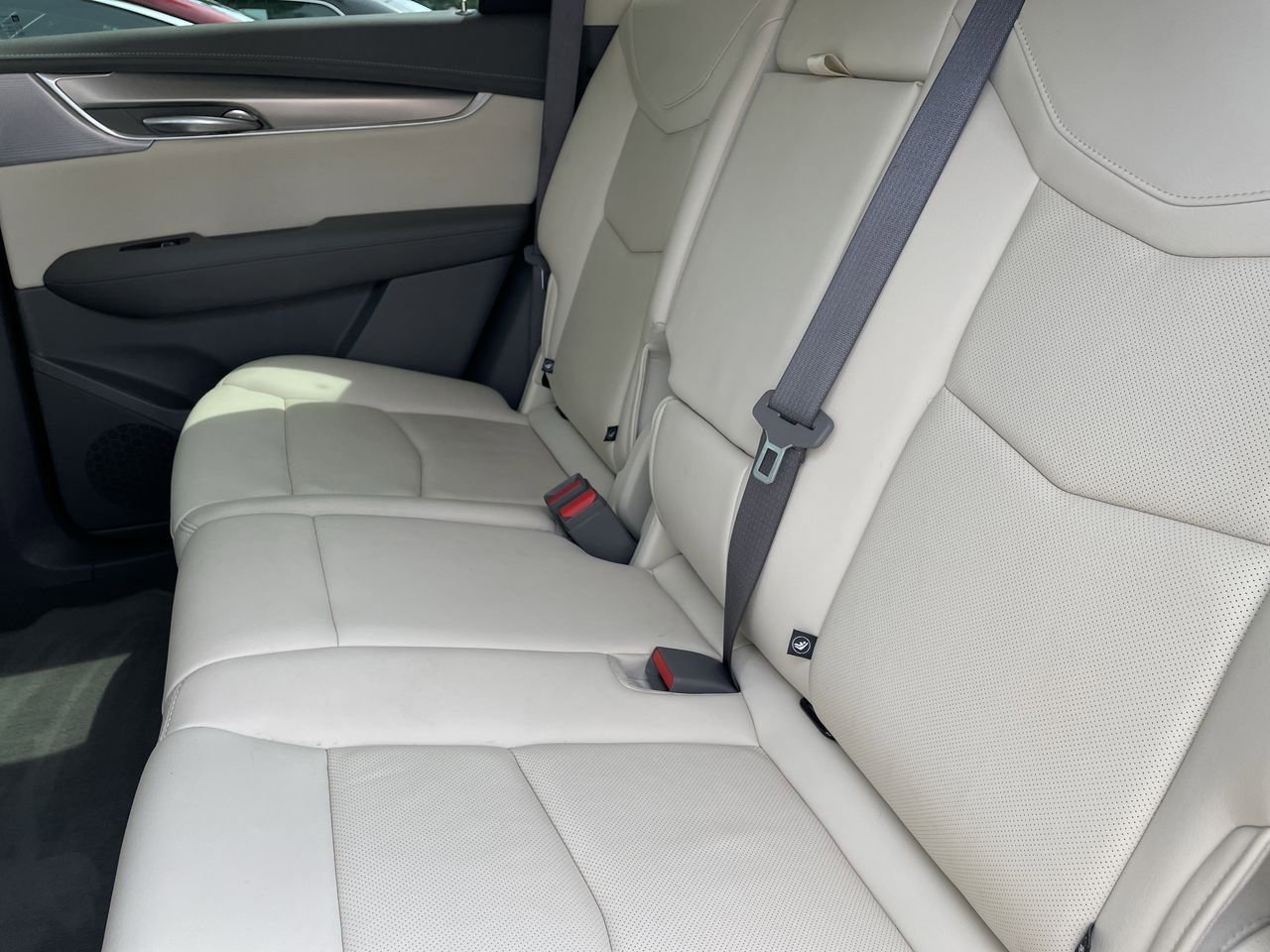 Thumbnail: 2023 Cadillac XT5 - 19